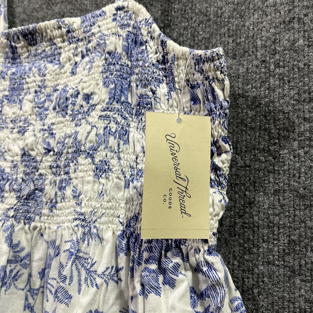 Universal Thread Smocked Mini Sundress Womens Medium White Blue Floral Linen - Picture 3 of 9